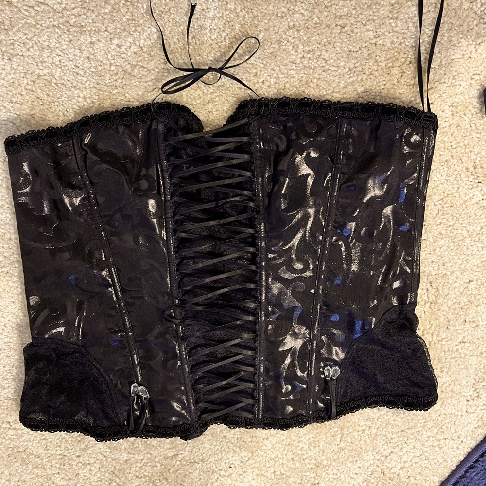 Victoria's Secrer black + metallic corset lingerie, Small NWT